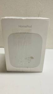 lot 17 image: Apple HomePod (Issue doesnt connect or pair to phone or WiFi)