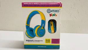 lot 22 image: Contixo Kids Bluetooth Headphones