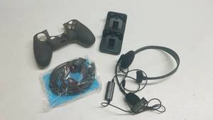 lot 23 image: Playstation 4 Controller Headset Kit