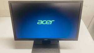 lot 76 image: Acer 22 V226HQL Computer Monitor w Power Cable (works)
