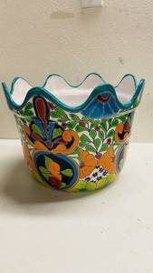 lot 256 image: Colorful Flower Pot