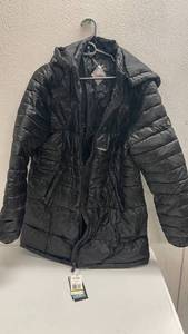 lot 269 image: Spire Black Puffy Jacket Size XL w Tags (small slit)
