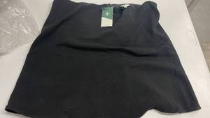 lot 279 image: Tuckernuck Womens Black Skirt Size XXL - NEW