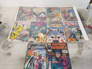 lot 39 image: Selection of Comic books