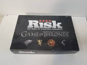 lot 5 image: Risk - Game of Thrones version board game