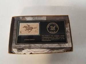 lot 30 image: Pony Express Collector Stamp paper weight