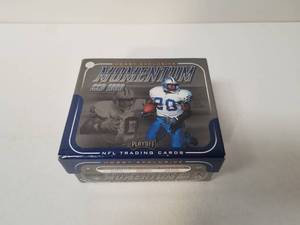 lot 31 image: 1999 Playoff NFL trading football cards - unopened packs