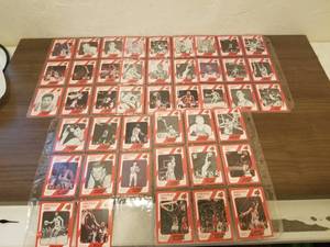lot 99 image: Selection of Louisville basketball cards