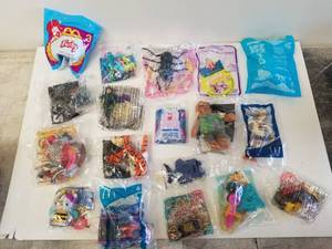 lot 153 image: Selection of McDonalds and others toys