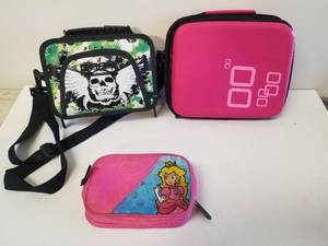 lot 130 image: Gaming cases - selection of 3