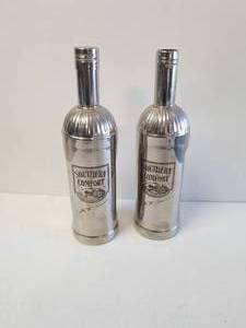 lot 168 image: Southern Comfort shakermixers, one is missing caps