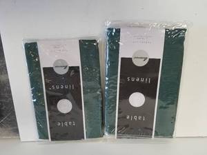 lot 178 image: Fieldcrest tablecloths - 60 x 102 & 52 x 70 - color empire - never opened