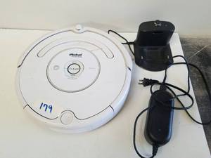 lot 179 image: IRobot vacuum cleaner