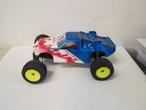 lot 177 image: Radio Control truck - RC10-T3