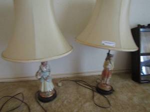 lot 7 image: 2 matching female form ceramic lamps with shades 30