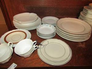 lot 45 image: Dinnerware lot- 5 vintage MS6701 bread plates, Southampton stonewear salad bowl and saucer, 5 dinner plates, 5M2 Australian dinner plates, 4 Royal Austria bread plates
