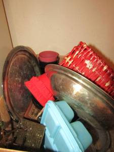 lot 93 image: Lot-baskets, ashtrays, candle holders and more