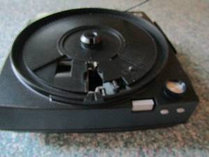 lot 109 image: Kodak Select projector in original box