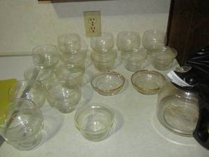 lot 122 image: 8 cup coffee pot, sherbet glasses and more