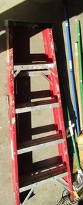 lot 156 image: red step ladder, duster, hand held yard edger and metal rack