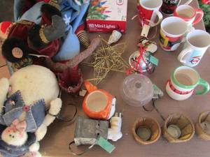 lot 158 image: Christmas- coffee mugs, stockings, snowman, tree skirt and a box of lights