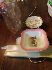 lot 172 image: PINK RUFFLED White square bowl w WINTER SCENE MARKED  247151, SHOFU PORCELAIN BOWL, .PINK ROSE DISH BY  Arnart Creations designed by Eric Stauffer backstamp