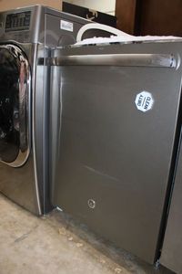 lot 12 image: GE Dishwasher Model GDT655SMJ0ES