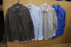 lot 51 image: Mens Shirts XXL Johnston&Murphy XXL, Johnston&Murphy XXXL, Geoffrey Beene Regular Fit 18-3435 XXL Gray, and Van Heusen 17-3435 Blue Long-Sleeve
