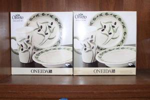 lot 55 image: Oneida Oliveto 3 Piece Sets, 2 Total