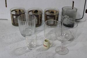 lot 98 image: Drinking and Souvenir Glasses, see pictures