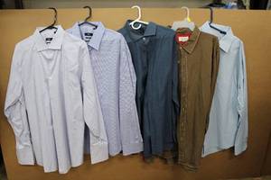 lot 129 image: Mens Dress Shirts  Boss Slim Fit 18.5-3637, Boss Regular Fit 46-18, Boss regular Fit 46-18, Ryan Michael XXl Silk Brown, Boss Regular Fit 18.5-3637
