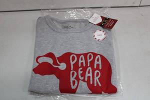 lot 217 image: North Pole Papa Bear Mens Sleepwear Long-Sleeve Shirt, Size M