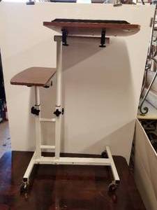 lot 29 image: Mobile work station