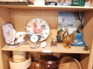 lot 45 image: Selection of Rooster - Chicken themed items