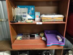 lot 56 image: Selection of office supplies