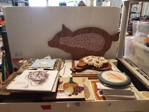 lot 90 image: Selection of trivets