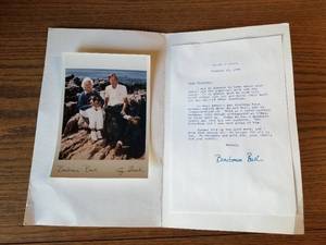 lot 113 image: Photo and signatures of George and Barbara Bush