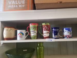lot 176 image: Selection of coffee cups