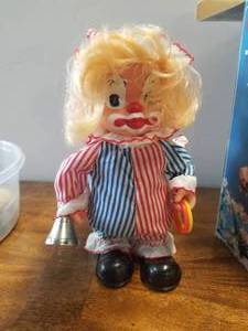 lot 186 image: Happy Clown - musical toy in box