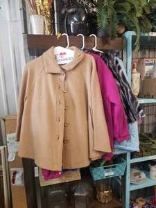 lot 188 image: Selection of womens coats