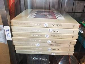 lot 202 image: Selection of Great Opera album collections