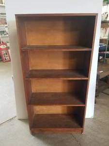 lot 221 image: Wood book shelf -