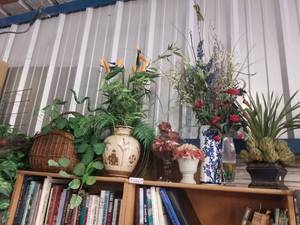 lot 226 image: Selection of artificial plants