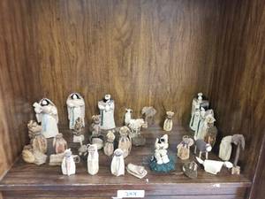 lot 249 image: Selection of Manger figures made of corn husk