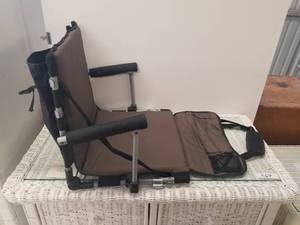 lot 275 image: Set of 2 Northpole stadiumcamping chairs