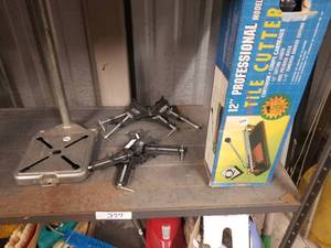 lot 377 image: Selection of clamps, drill stand, and tile cutter