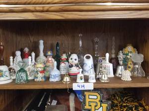 lot 414 image: Selection of collectible bells