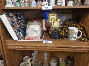 lot 415 image: Selection of collage sports collectibles
