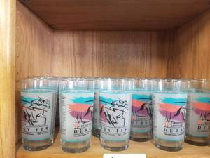 lot 419 image: Kentucky derby glasses