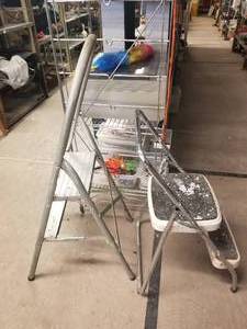 lot 440 image: Foldable step stools